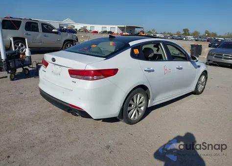 2016 Kia Optima Ex z USA, uszkodzony, nr VIN 5XXGU4L30GG075502